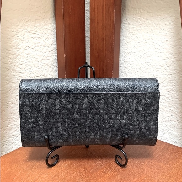 🔹Michael Kors Signature Monogram Woman’s Full size Wallet… - Picture 2 of 7